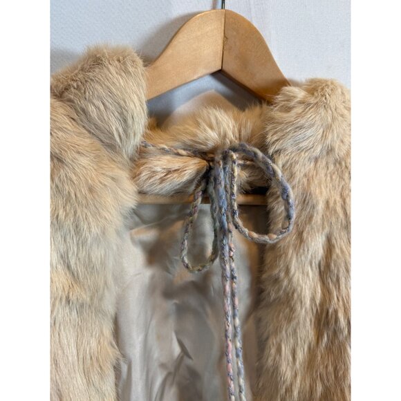 Vtg. Vera Pelliccia Rabbit Fur Suede Boho Poncho Artistic Embroidery RARE - Picture 7 of 16